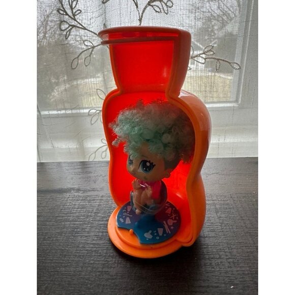 Hair Dooz Neonz Doll - Picture 4 of 8